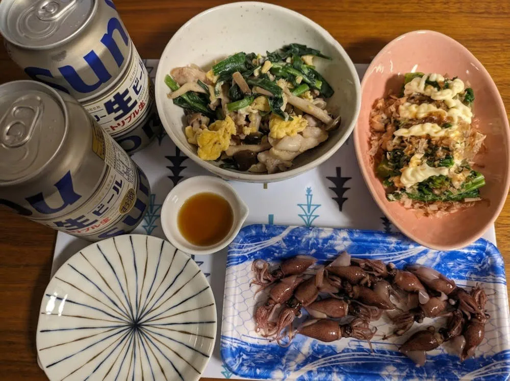 豚ニラたまご炒めと菜の花マヨとホタルイカの晩酌セット 完成