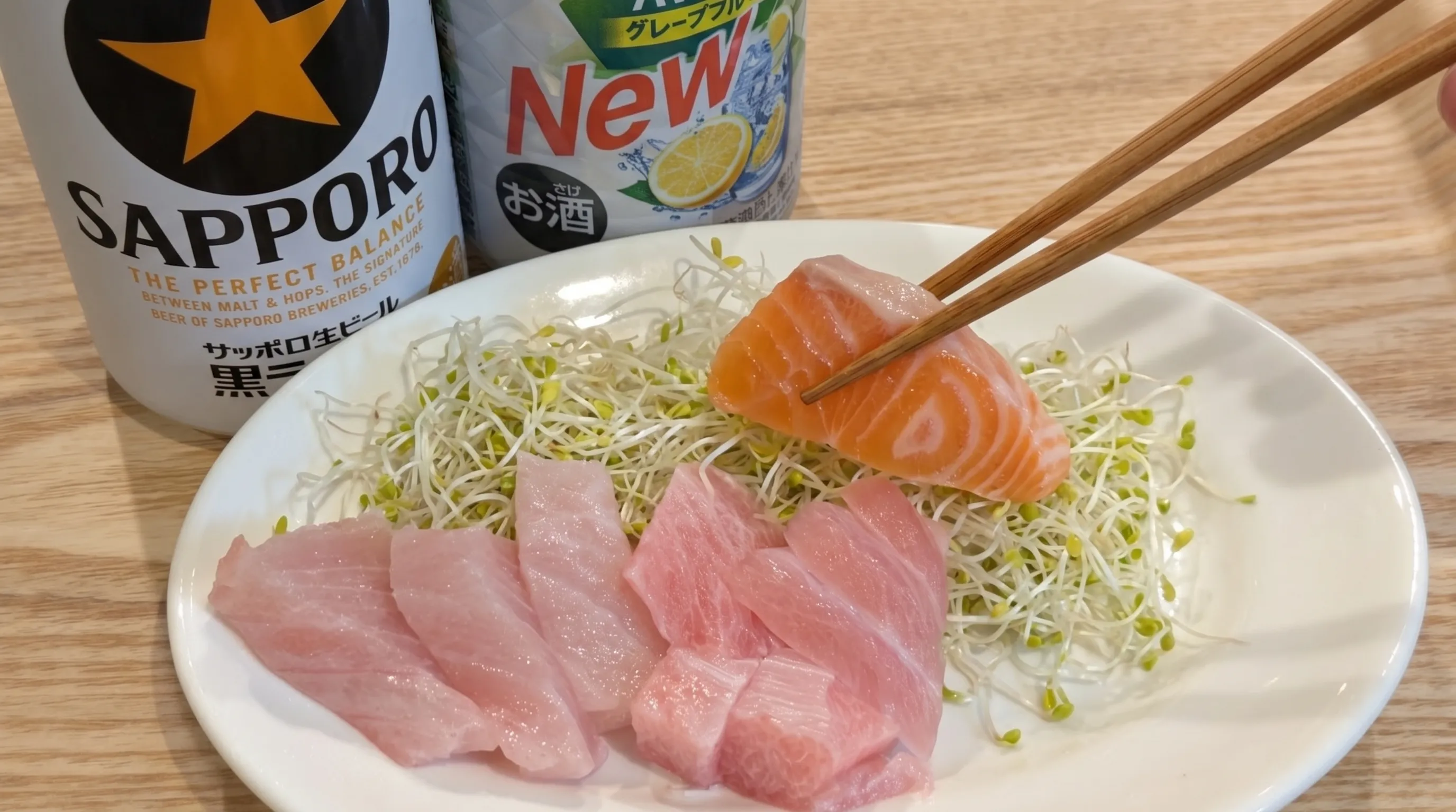 海鮮を盛り付ける