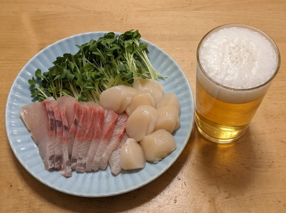 カンパチとホタテ貝柱の刺身 完成