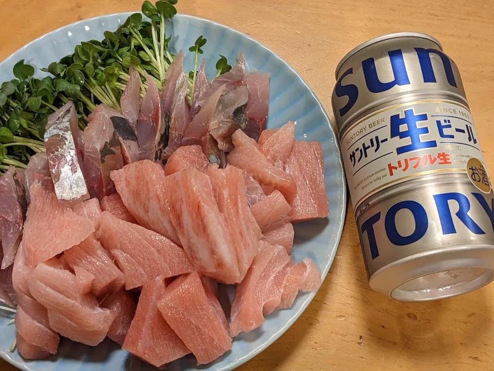 バチマグロのハラモとアジの刺身